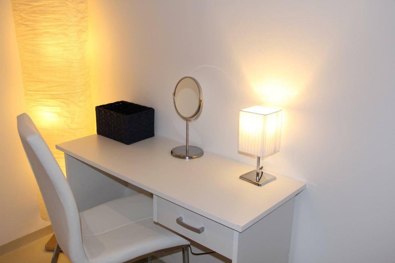 Apartment Vltava Praag Buitenkant foto