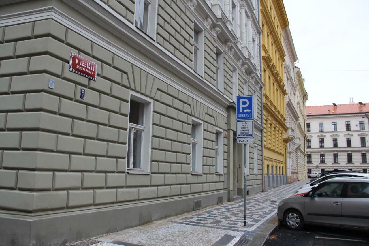 Apartment Vltava Praag Buitenkant foto